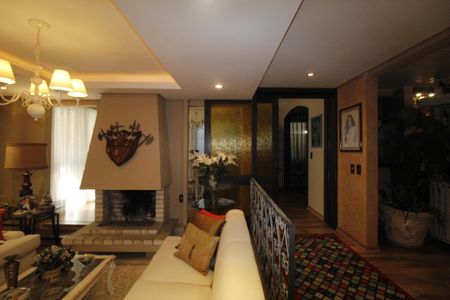 Casa à venda com 550m², 5 quartos e 3 vagasSala