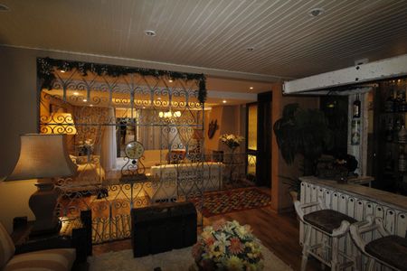 Casa à venda com 550m², 5 quartos e 3 vagasSala 2