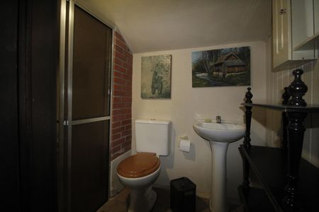 Casa à venda com 550m², 5 quartos e 3 vagasBanheiro da Suíte 5