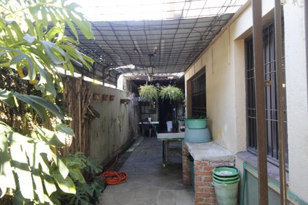 Casa à venda com 550m², 5 quartos e 3 vagasÁrea de Serviço