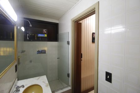 Casa à venda com 550m², 5 quartos e 3 vagasBanheiro da Suíte 1