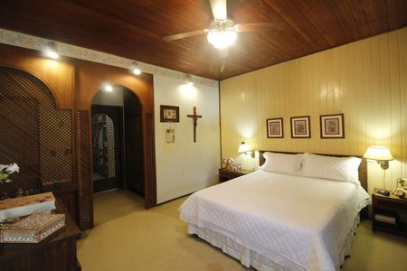 Casa à venda com 550m², 5 quartos e 3 vagasSuíte 3