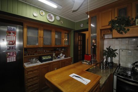 Casa à venda com 550m², 5 quartos e 3 vagasCozinha 1