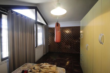 Casa à venda com 550m², 5 quartos e 3 vagasBanheiro da Suíte 5