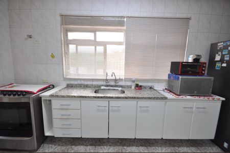 Casa para alugar com 350m², 4 quartos e 3 vagasCozinha