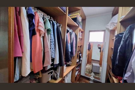 Casa à venda com 150m², 4 quartos e 4 vagas