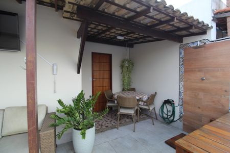 Apartamento à venda com 146m², 2 quartos e 2 vagasTerraço