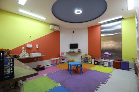 Apartamento à venda com 146m², 2 quartos e 2 vagasÁrea comum - Brinquedoteca