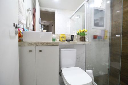 Apartamento à venda com 146m², 2 quartos e 2 vagasBanheiro social