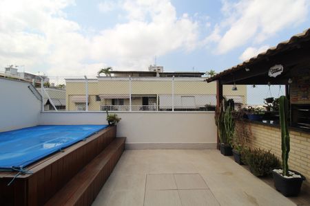 Apartamento à venda com 146m², 2 quartos e 2 vagasTerraço