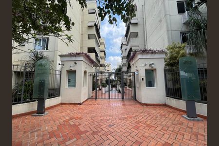 Apartamento à venda com 146m², 2 quartos e 2 vagasFachada