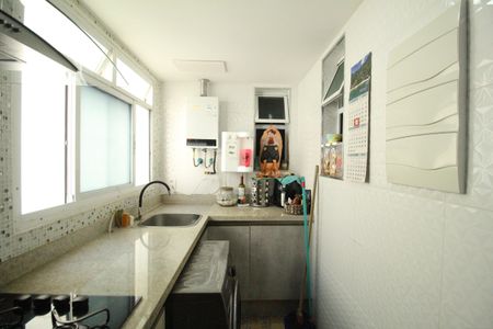 Apartamento à venda com 146m², 2 quartos e 2 vagasÁrea de serviço