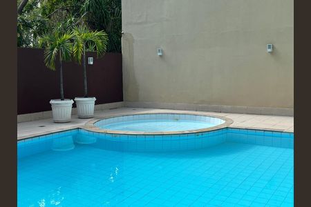 Apartamento à venda com 146m², 2 quartos e 2 vagasÁrea comum - Piscina
