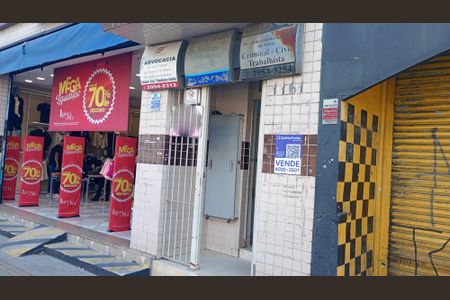 Apartamento à venda com 72m², 2 quartos e sem vaga Apartamento à venda com 72m², 2 quartos e sem vagaFachada / Placa