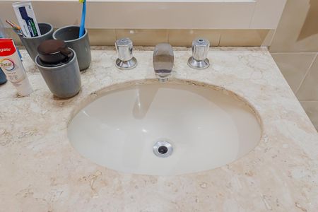 Apartamento à venda com 240m², 3 quartos e 3 vagasBanheiro