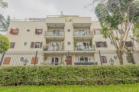 Apartamento à venda com 240m², 3 quartos e 3 vagasFachada