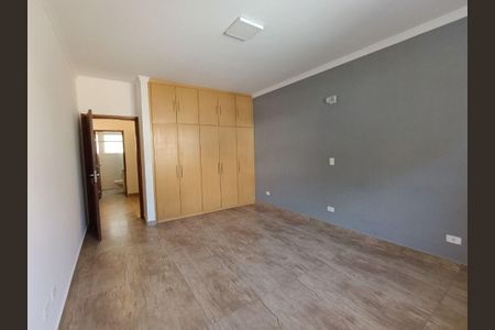 Casa à venda com 2 quartos, 100m² em Vila Gomes, São Paulo