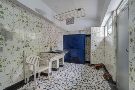 Casa à venda com 3 quartos, 438m² em Granja Julieta, São Paulo