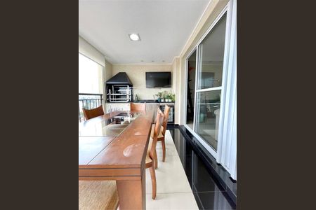 Apartamento à venda com 3 quartos, 83m² em Vila Alexandria, São Paulo
