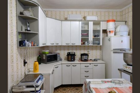 Casa à venda com 2 quartos, 167m² em Utinga, Santo André