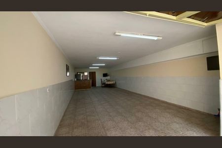 Casa à venda com 223m², 3 quartos e 5 vagas