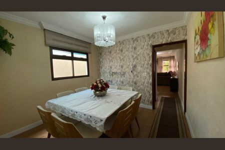 Casa à venda com 223m², 3 quartos e 5 vagas