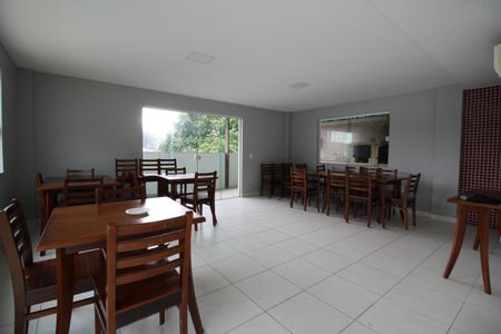 Casa de condomínio à venda com 144m², 3 quartos e 2 vagasÁrea Comum - Salão de Festas