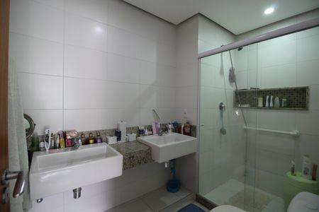 Casa de condomínio à venda com 144m², 3 quartos e 2 vagasBanheiro da Suíte 2