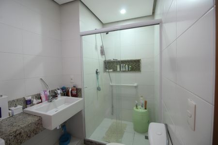 Casa de condomínio à venda com 144m², 3 quartos e 2 vagasBanheiro da Suíte 2