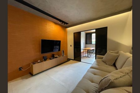 Sala de casa à venda com 3 quartos, 140m² em Jardim Bonfiglioli, São Paulo