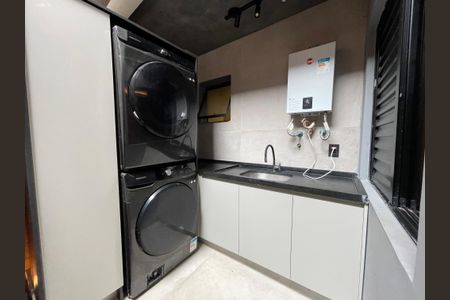 Casa à venda com 140m², 3 quartos e 2 vagas Casa à venda com 140m², 3 quartos e 2 vagasÁrea de Serviço