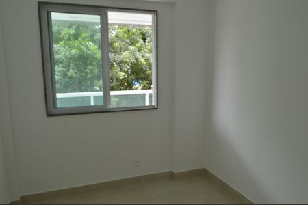 Quarto de apartamento à venda com 2 quartos, 68m² em Taquara, Rio de Janeiro