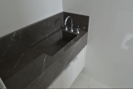 Apartamento à venda com 68m², 2 quartos e 1 vagaBanheiro da Suíte