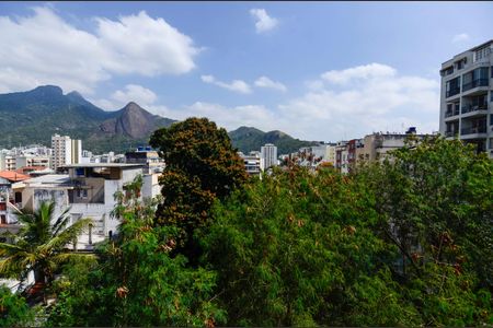 Apartamento à venda com 90m², 2 quartos e 1 vaga Apartamento à venda com 90m², 2 quartos e 1 vagaQuarto