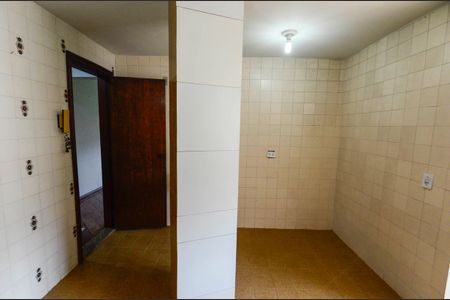 Apartamento à venda com 90m², 2 quartos e 1 vaga Apartamento à venda com 90m², 2 quartos e 1 vagaCozinha