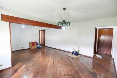 Apartamento à venda com 90m², 2 quartos e 1 vaga Apartamento à venda com 90m², 2 quartos e 1 vagaSala