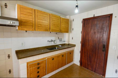 Apartamento à venda com 90m², 2 quartos e 1 vaga Apartamento à venda com 90m², 2 quartos e 1 vagaCozinha