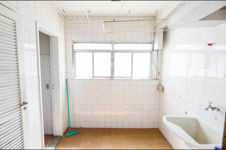 Apartamento à venda com 90m², 2 quartos e 1 vaga Apartamento à venda com 90m², 2 quartos e 1 vagaÁrea de Serviço