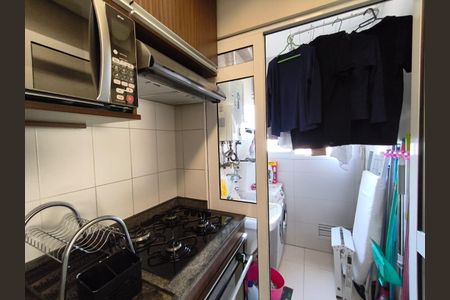 Apartamento à venda com 64m², 2 quartos e 1 vagaÁrea de Serviço