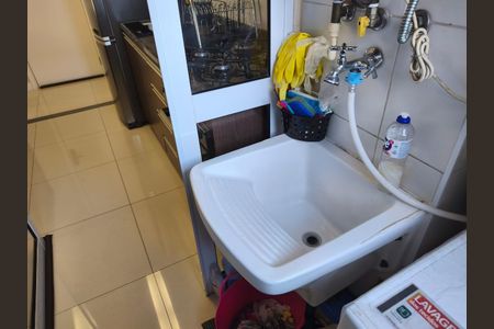 Apartamento à venda com 64m², 2 quartos e 1 vagaÁrea de Serviço