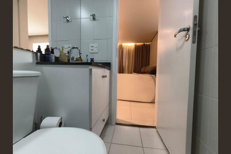 Apartamento à venda com 64m², 2 quartos e 1 vagaBanheiro