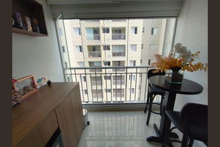 varanda de apartamento à venda com 2 quartos, 64m² em Cambuci, São Paulo
