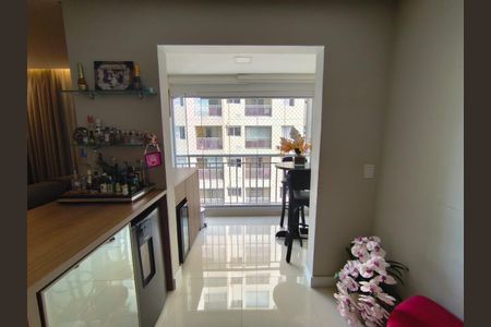 Apartamento à venda com 64m², 2 quartos e 1 vagavaranda