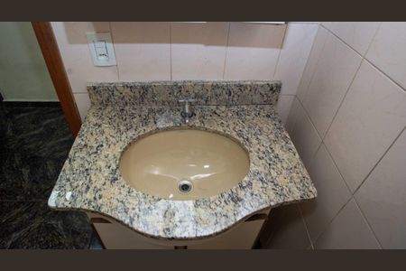 Casa para alugar com 355m², 5 quartos e 4 vagasBanheiro 1