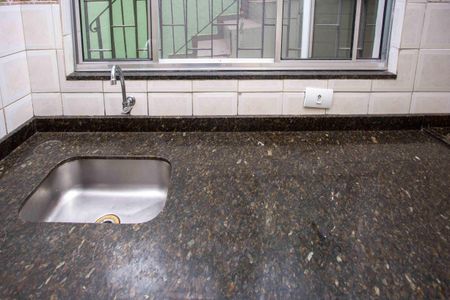 Casa para alugar com 355m², 5 quartos e 4 vagasCozinha