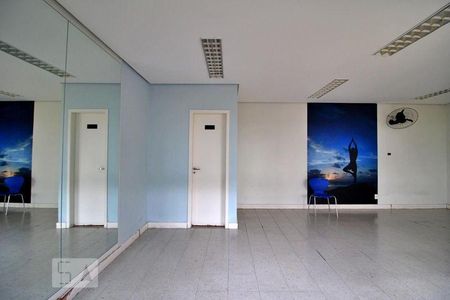 Apartamento à venda com 77m², 3 quartos e 2 vagas Apartamento à venda com 77m², 3 quartos e 2 vagasÁrea comum - Academia