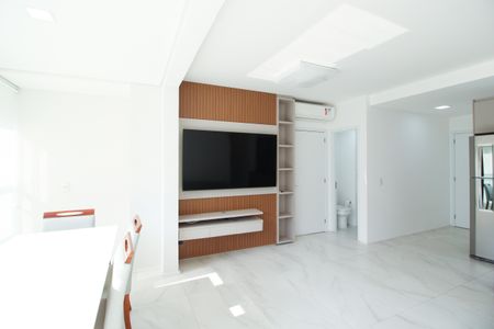 Apartamento à venda com 74m², 2 quartos e 1 vaga Apartamento à venda com 74m², 2 quartos e 1 vagaSala
