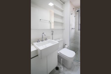 Apartamento à venda com 74m², 2 quartos e 1 vaga Apartamento à venda com 74m², 2 quartos e 1 vagaBanheiro da Suíte 1