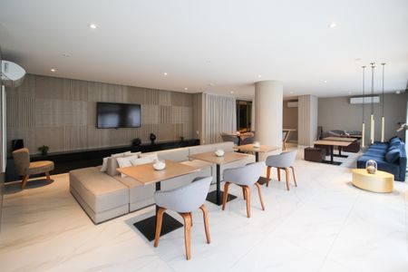 Apartamento à venda com 74m², 2 quartos e 1 vaga Apartamento à venda com 74m², 2 quartos e 1 vagaÁrea comum - Salão de festas