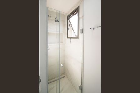 Apartamento à venda com 74m², 2 quartos e 1 vaga Apartamento à venda com 74m², 2 quartos e 1 vagaBanheiro da Suíte 2